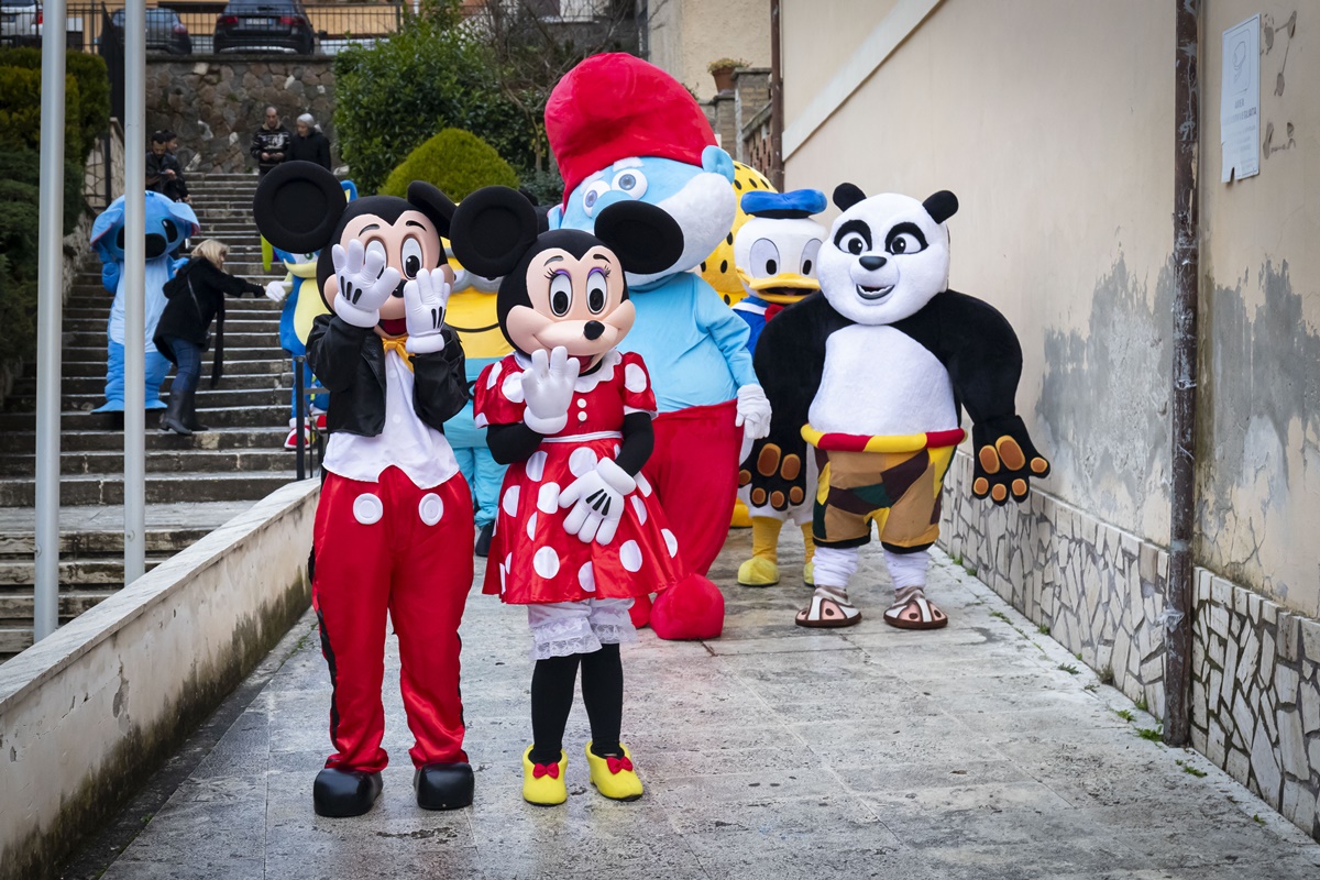 Perché scegliere il noleggio di mascotte per il tuo evento