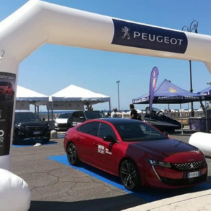 Arco gonfiabile bianco autoportante